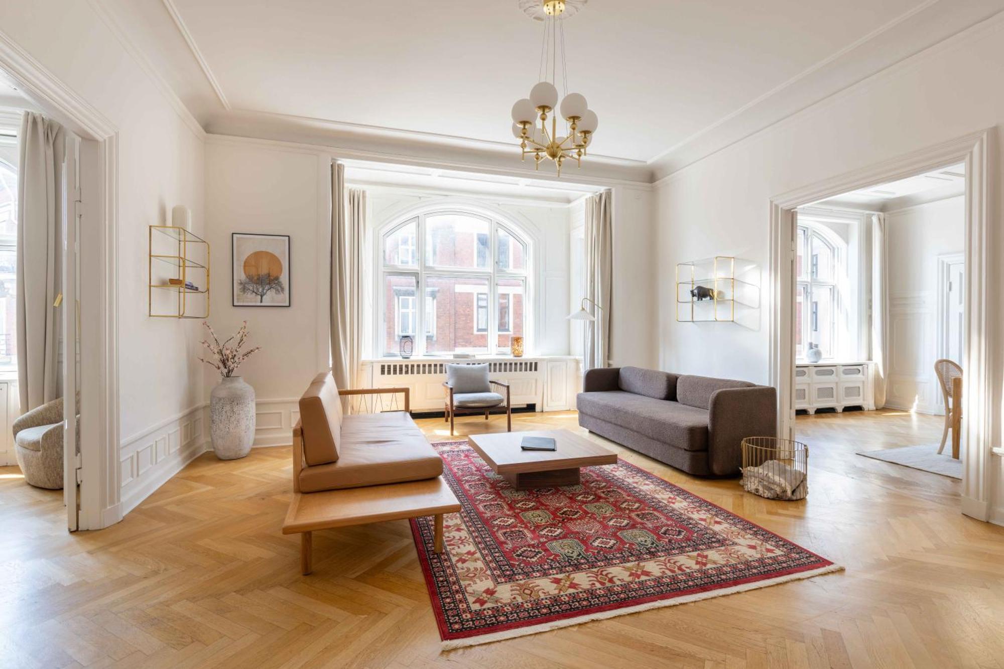 Lovely 3Br Manor Apartment 5 Min From Tivoli Gardens كوبنهاجن المظهر الخارجي الصورة