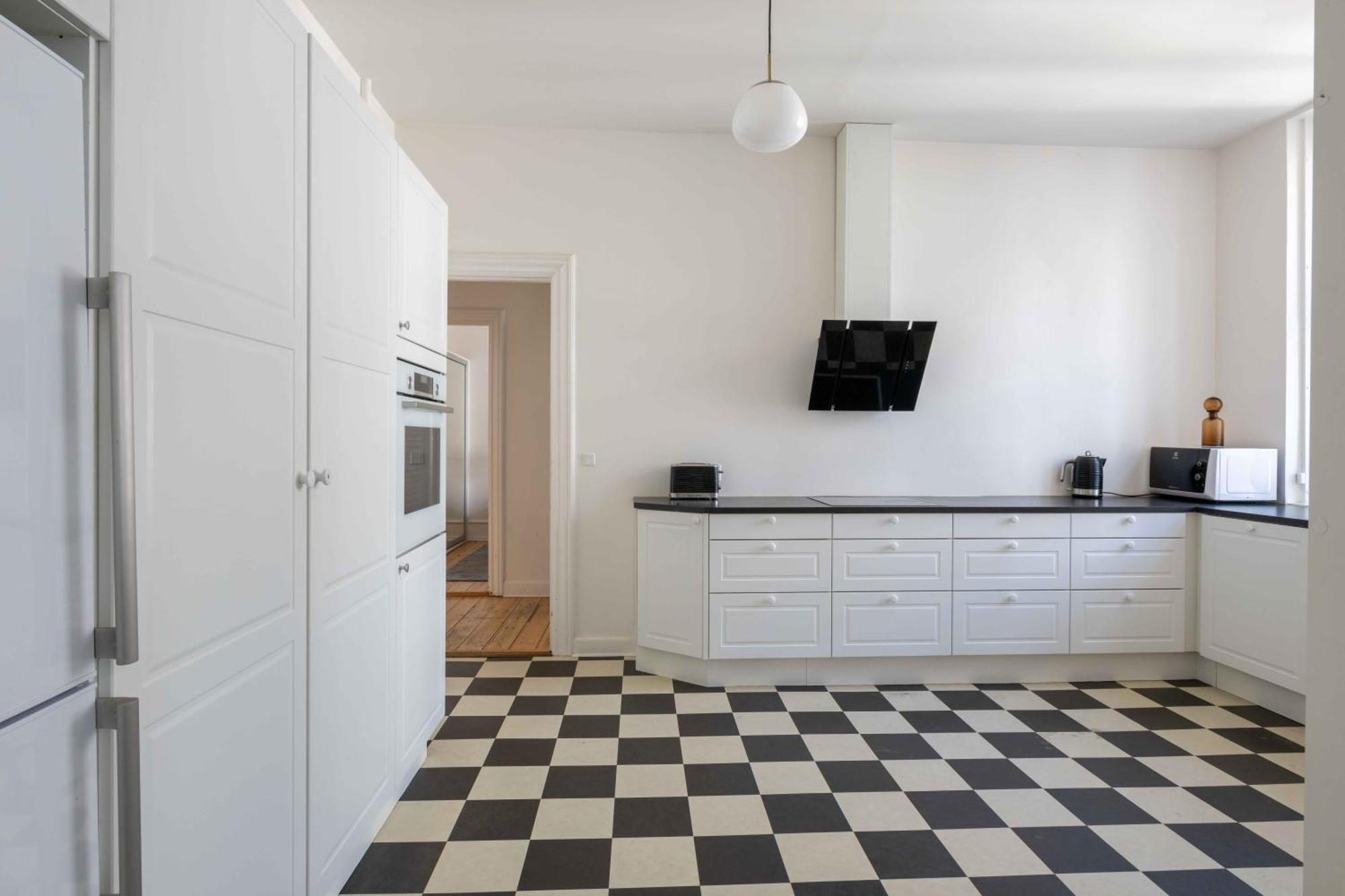 Lovely 3Br Manor Apartment 5 Min From Tivoli Gardens كوبنهاجن المظهر الخارجي الصورة