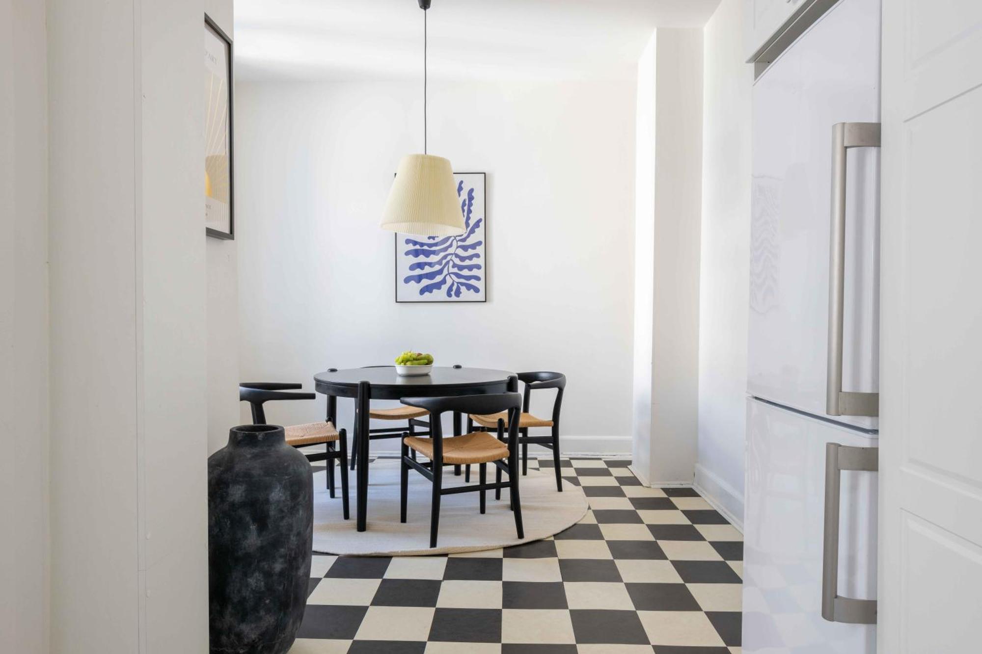 Lovely 3Br Manor Apartment 5 Min From Tivoli Gardens كوبنهاجن المظهر الخارجي الصورة